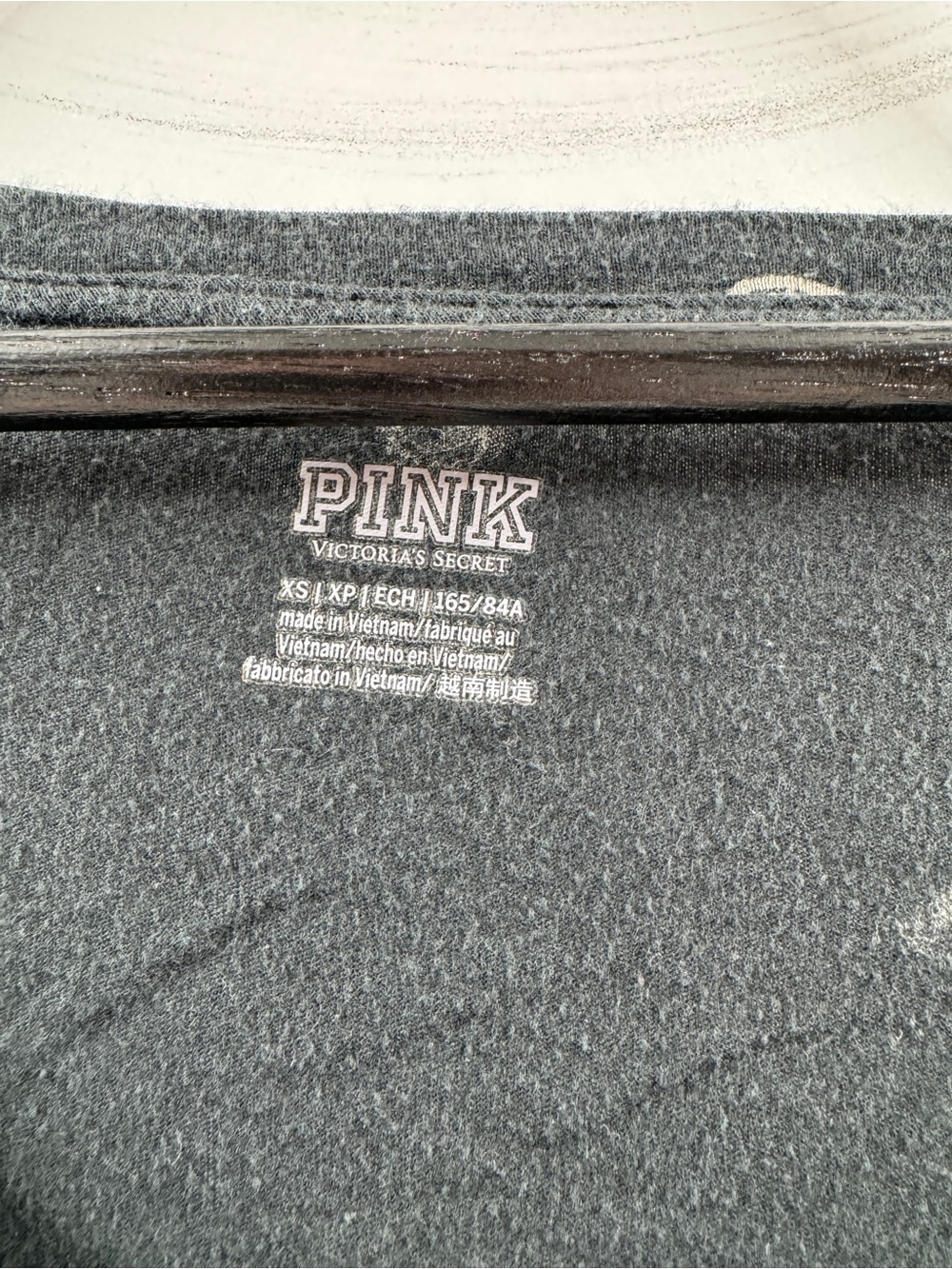 Victoria's Secret PINK Long Sleeve V-Neck Top Women's XS - Picture 4 of 9